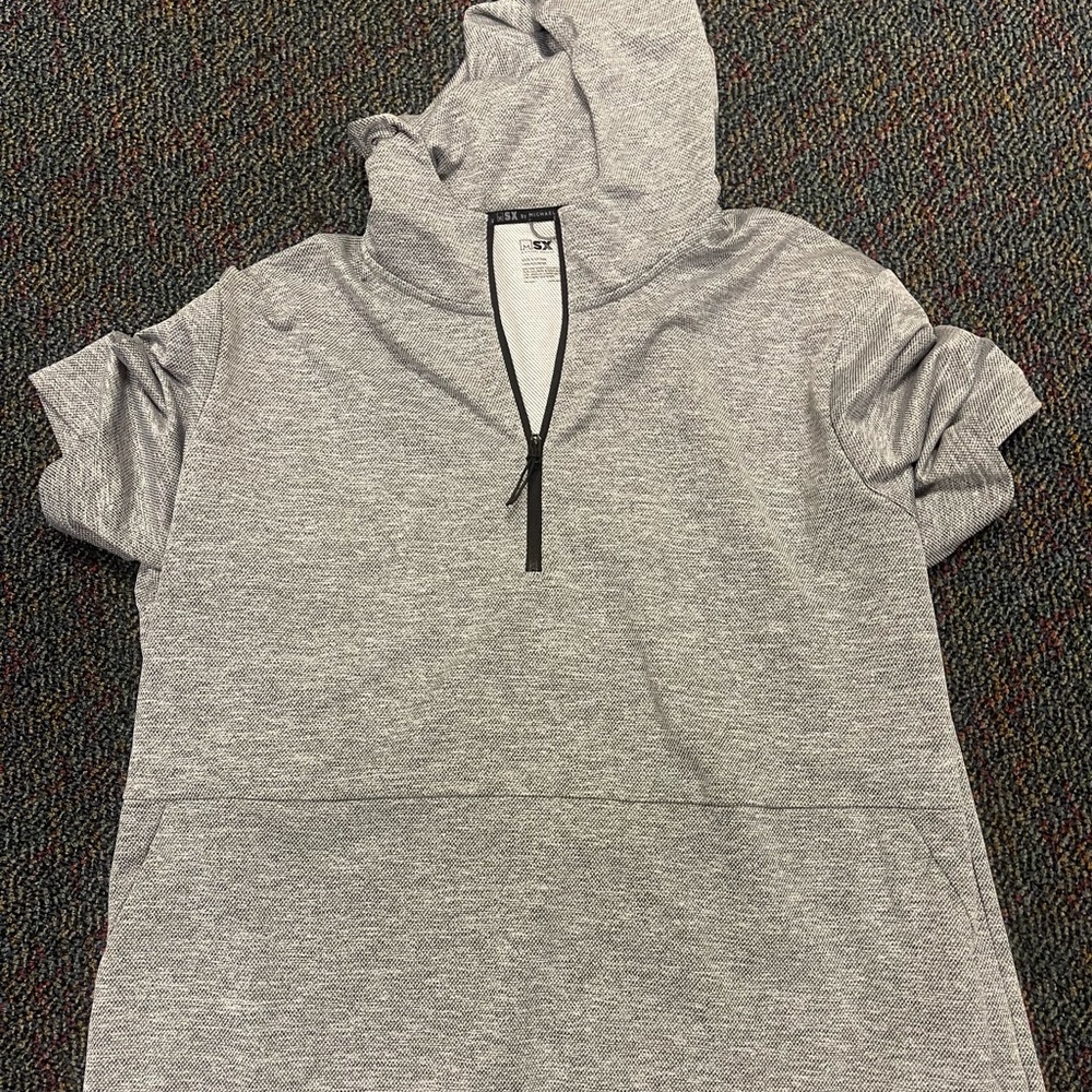 Short sleeve hooded 1/4 zip Michael strahan brand pullover